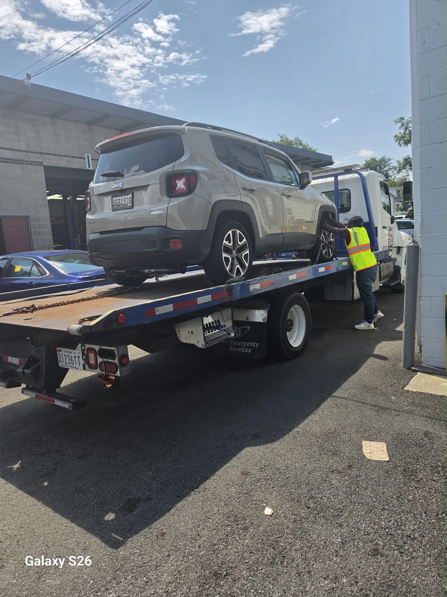 Quick Response towing and roadside work